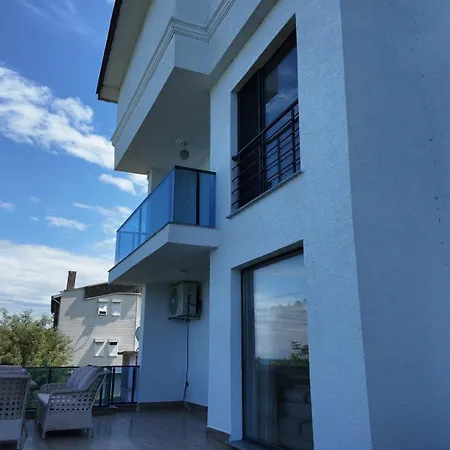 Mermaid Apartment